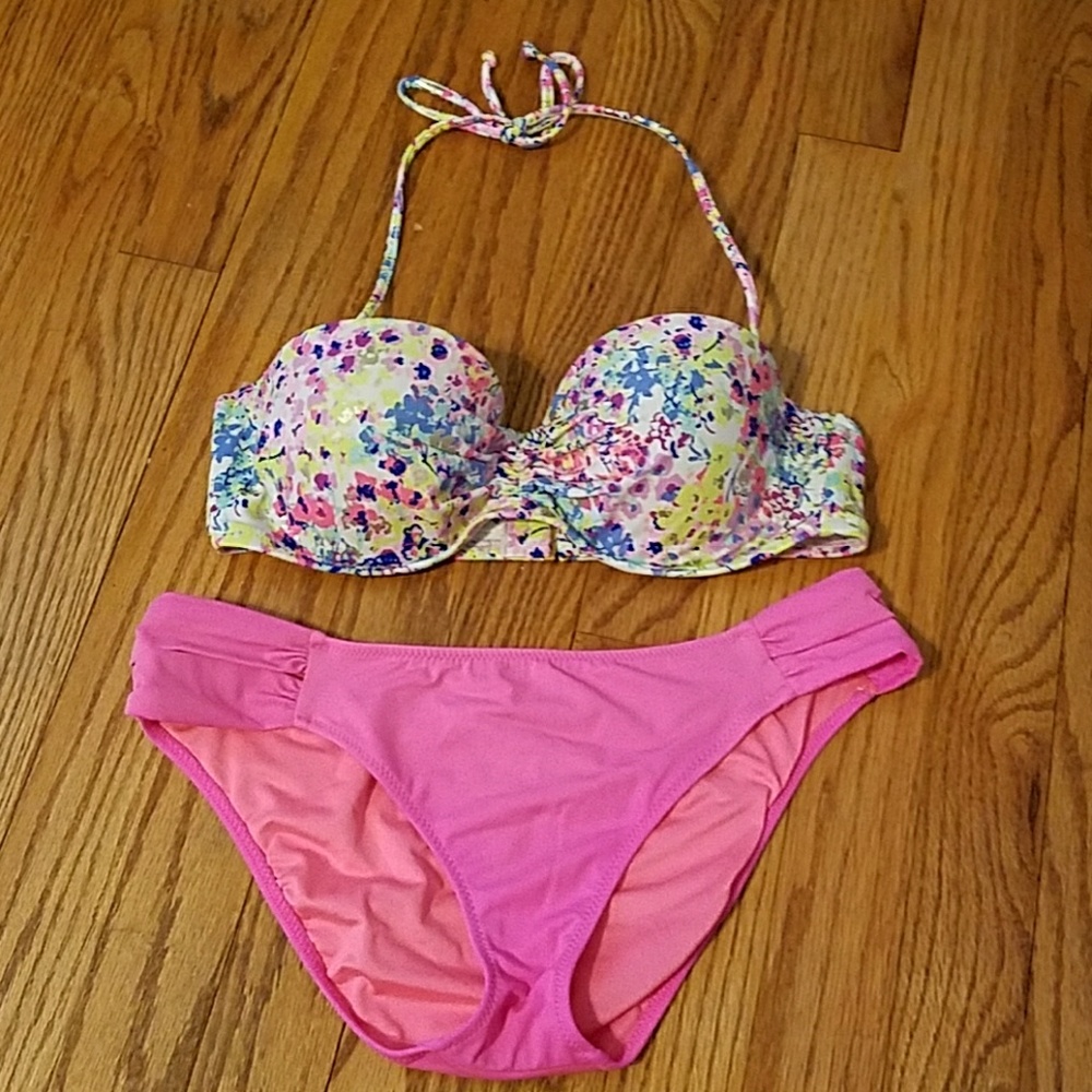 VS bikini